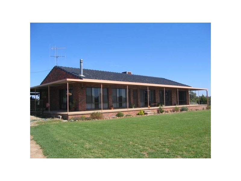 30 Rothbury Road, Cowra NSW 2794