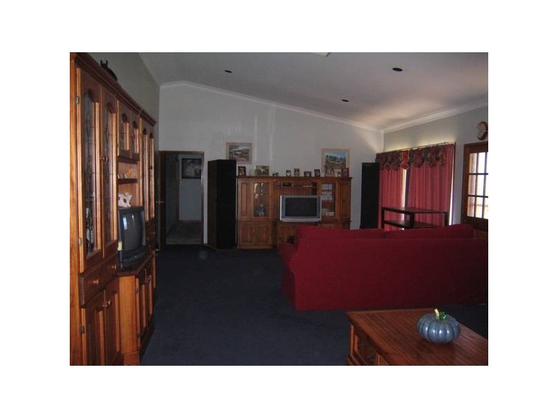30 Rothbury Road, Cowra NSW 2794