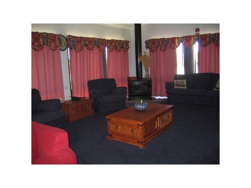 30 Rothbury Road, Cowra NSW 2794