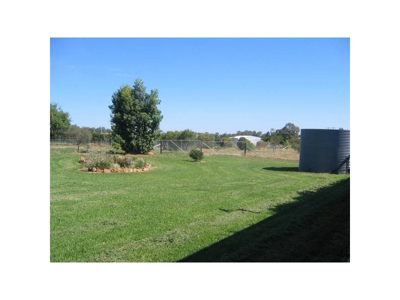 30 Rothbury Road, Cowra NSW 2794