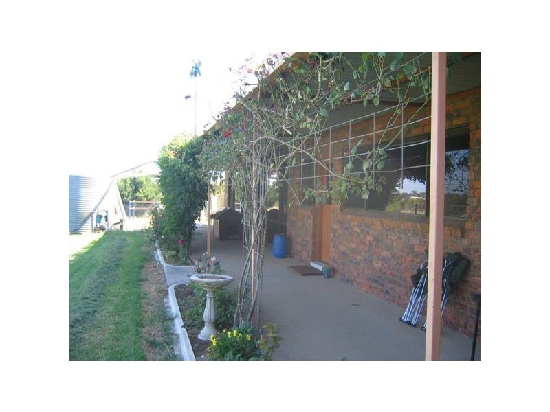 30 Rothbury Road, Cowra NSW 2794