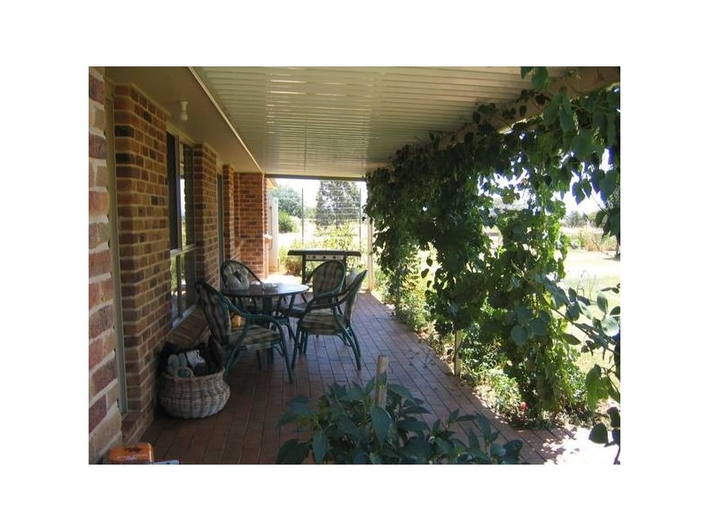 78 Cowra Road, Cowra NSW 2794