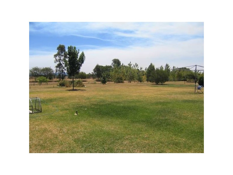 78 Cowra Road, Cowra NSW 2794