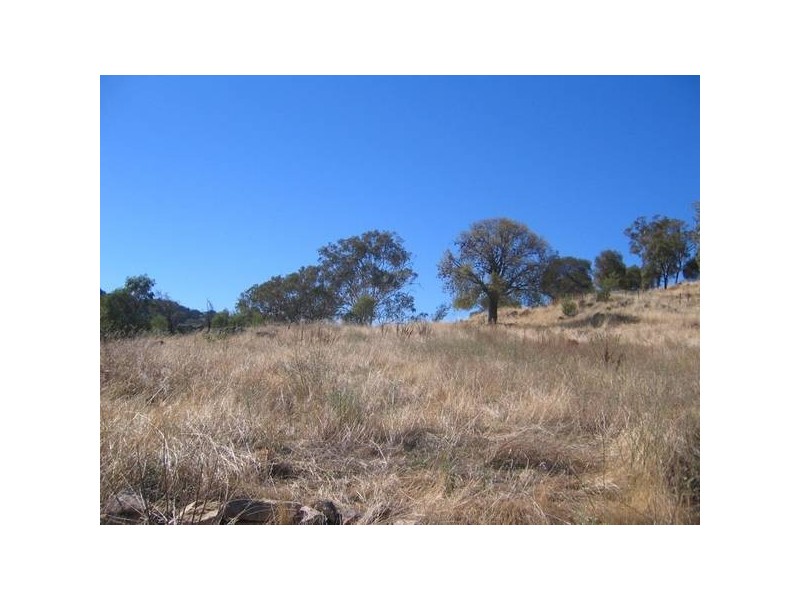 12 Pine Mount Road, Woodstock NSW 2793