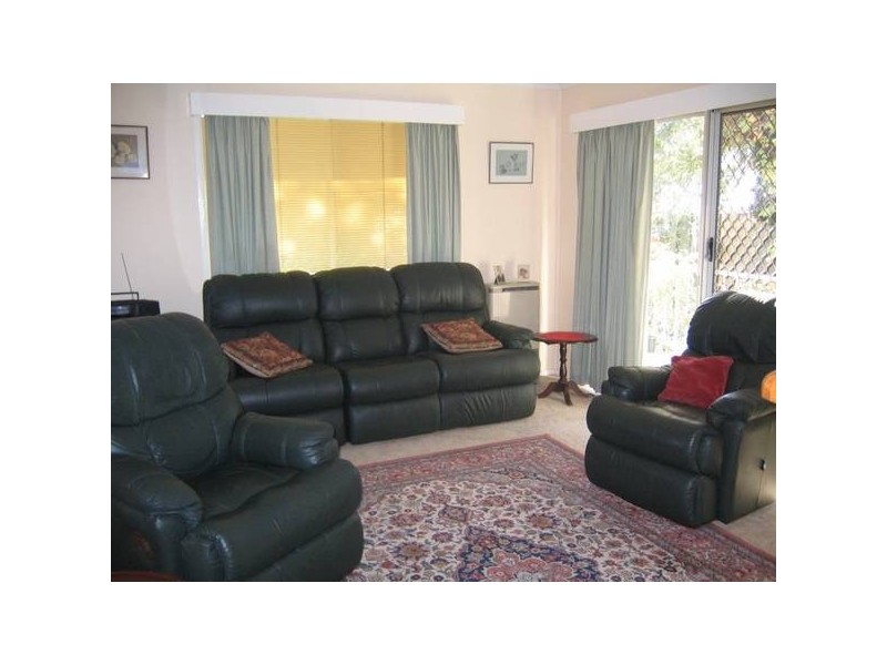 18 Henderson Street, Cowra NSW 2794
