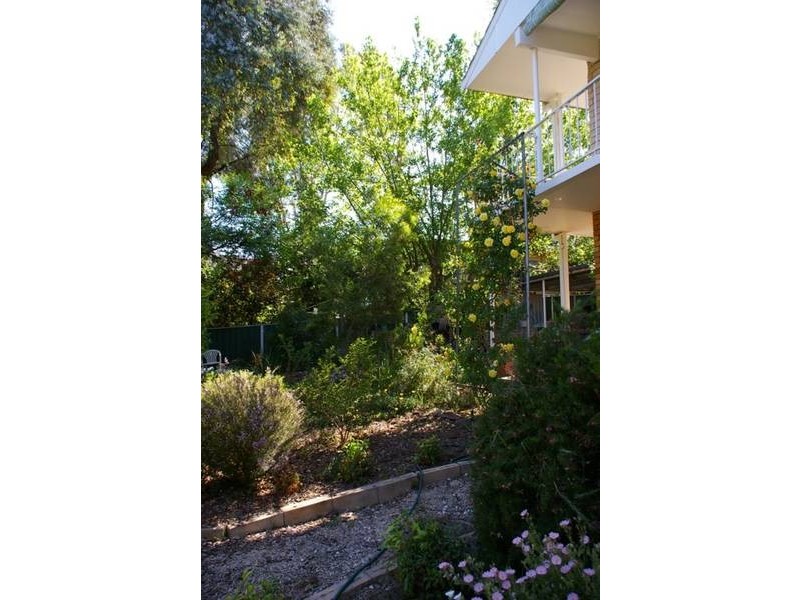 18 Henderson Street, Cowra NSW 2794