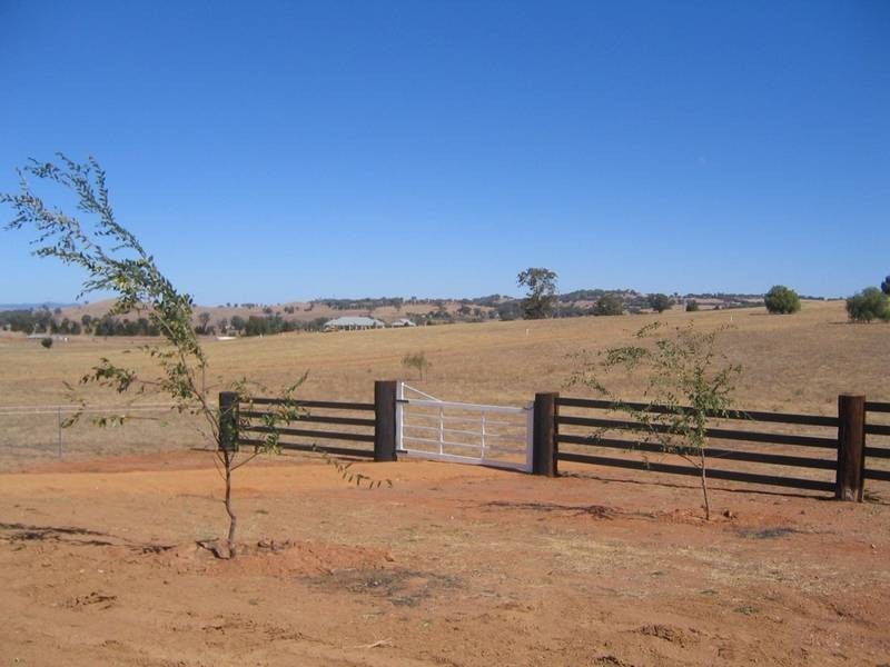 Elouera Road, Cowra NSW 2794