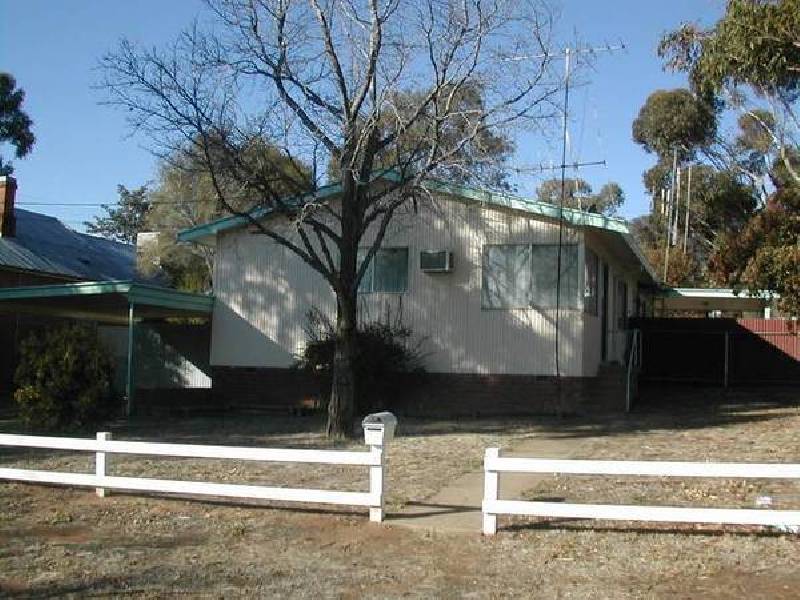 2/23 Bligh Street, Cowra NSW 2794