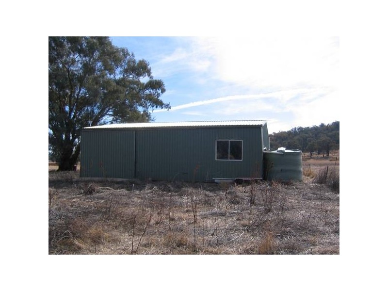 17 Kangarooby Road, Gooloogong NSW 2805