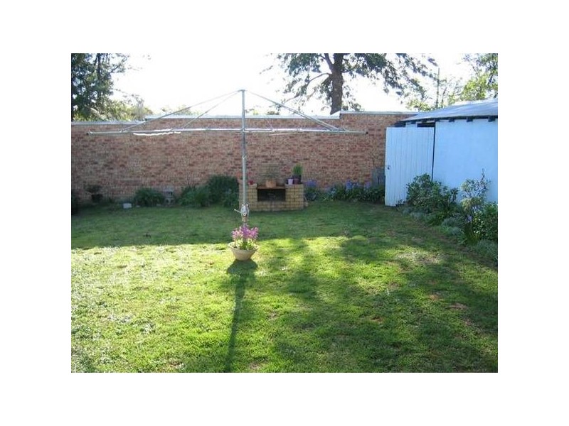 14 Vaux Lane, Cowra NSW 2794