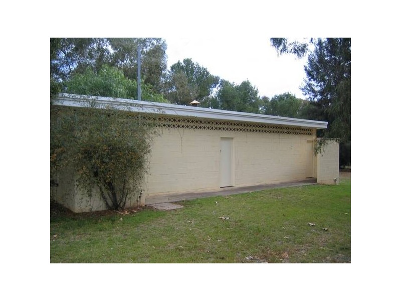 68 Gem Road, Cowra NSW 2794