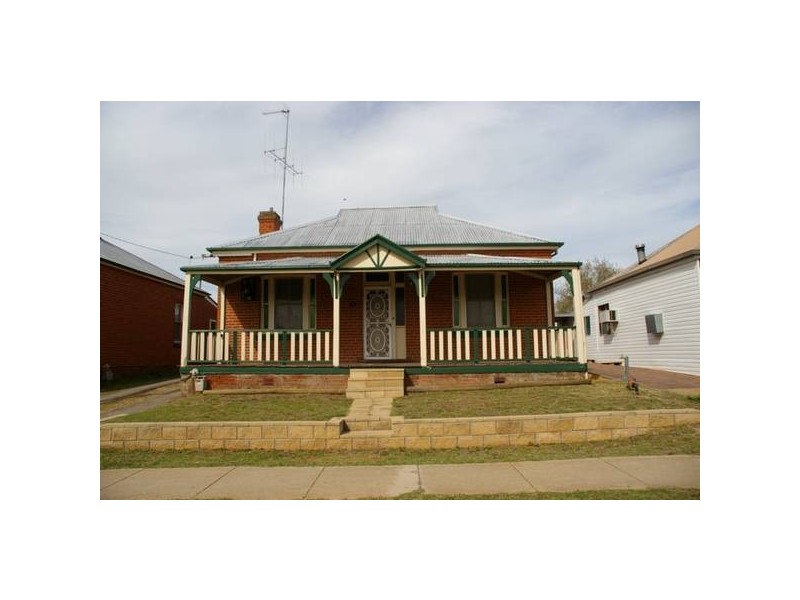 71 Brisbane Street, Cowra NSW 2794