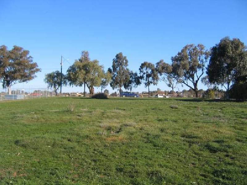 63 Grenfell Road, Cowra NSW 2794