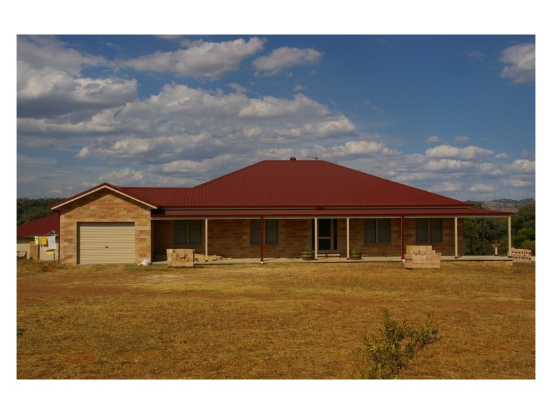 59 Vernon Drive, Cowra NSW 2794