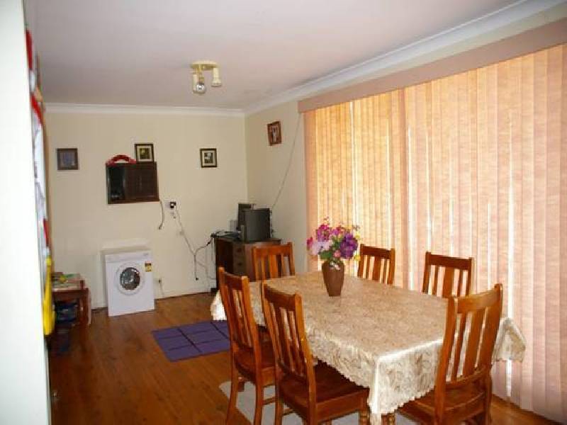 42 Parkes Street, Cowra NSW 2794