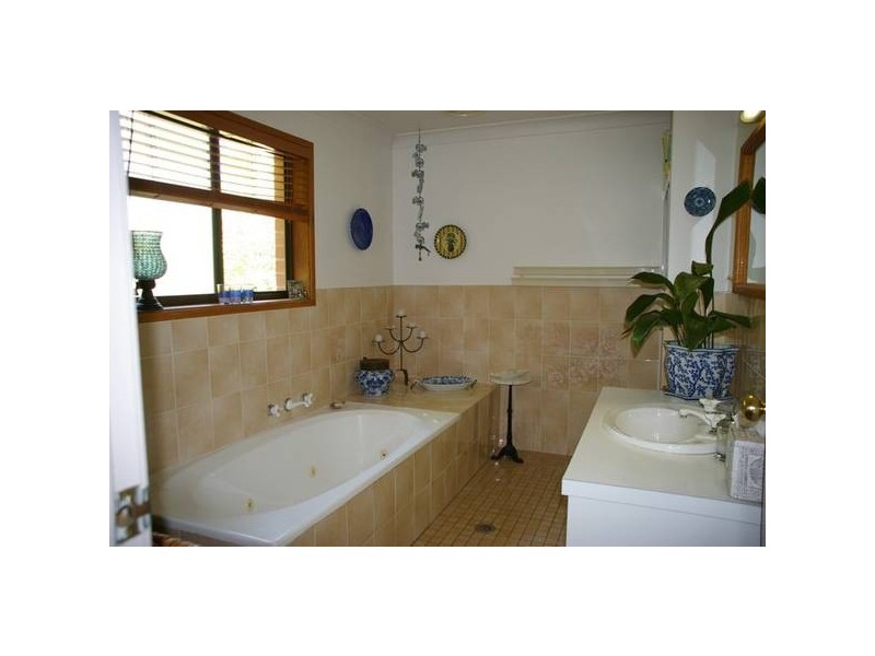 Daly Street, Cowra NSW 2794