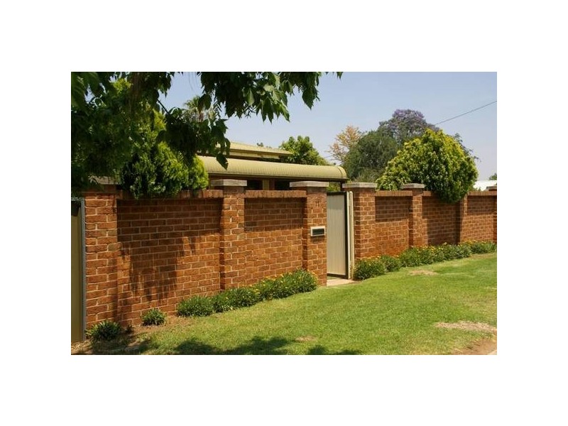Daly Street, Cowra NSW 2794