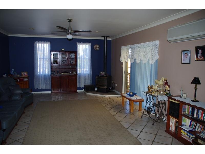 50 Evans Street, Cowra NSW 2794