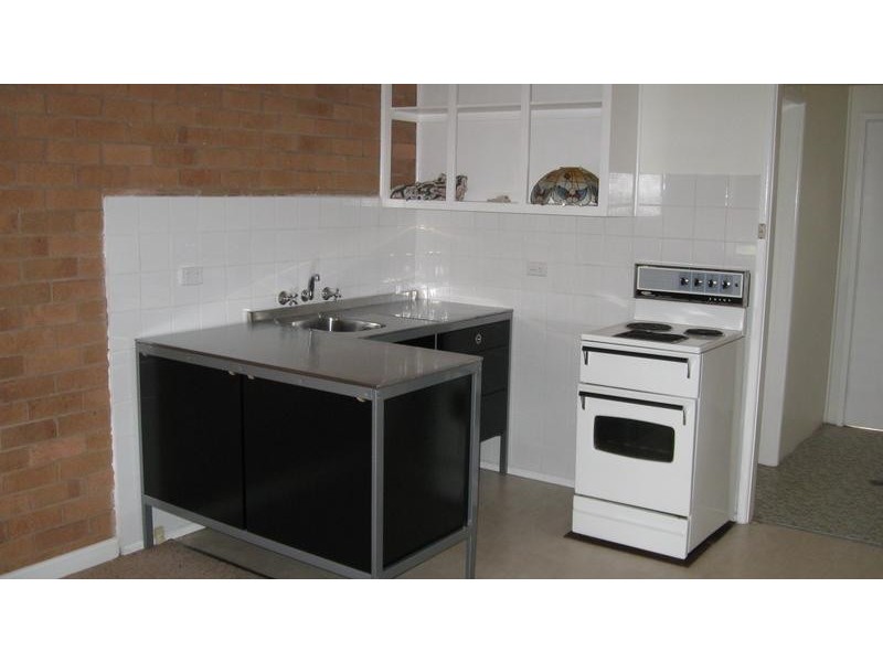 B/28 Wollowra Street, Cowra NSW 2794