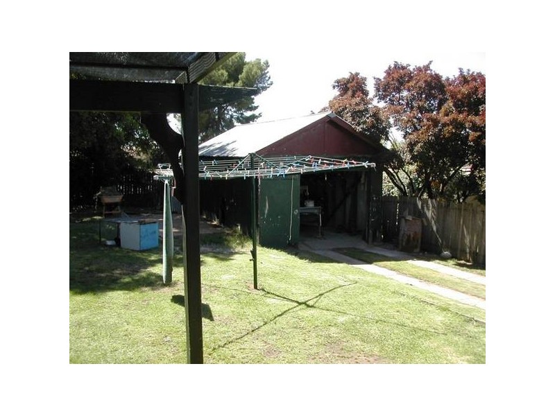 141 Fitzroy Street, Cowra NSW 2794