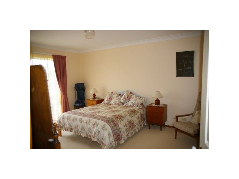 River Park Road, Cowra NSW 2794