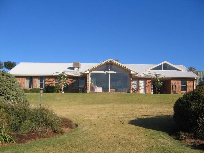 38 Cowra Road, Cowra NSW 2794
