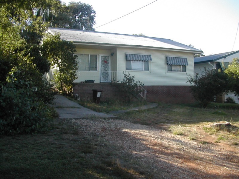 97 Macquarie Street, Cowra NSW 2794