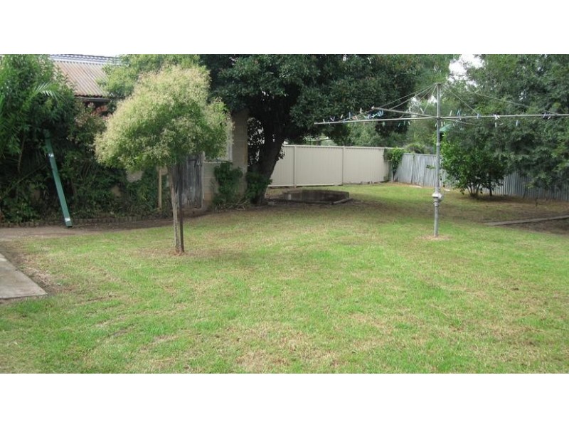 15 Brougham Street, Cowra NSW 2794