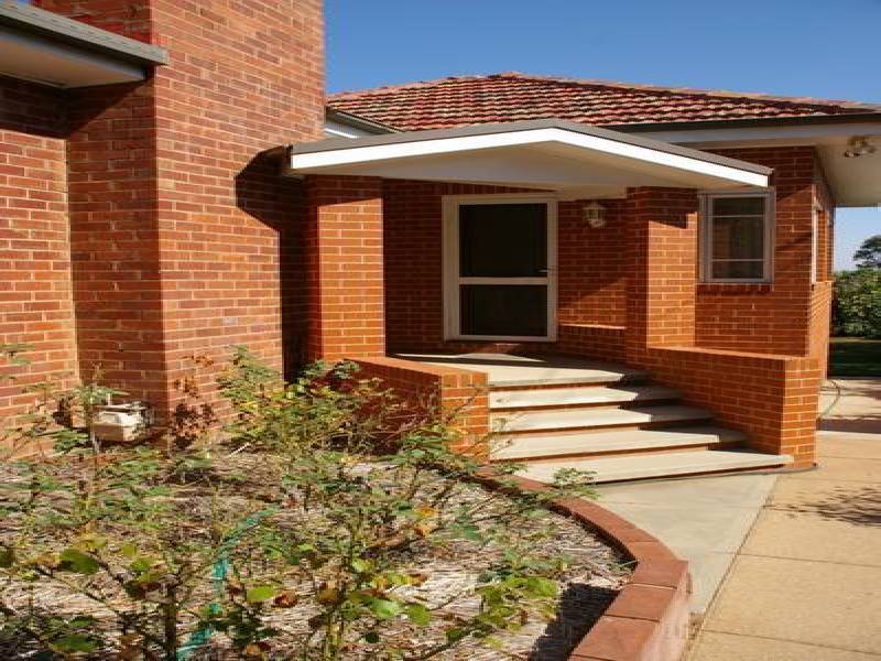 82 Macquarie Street, Cowra NSW 2794