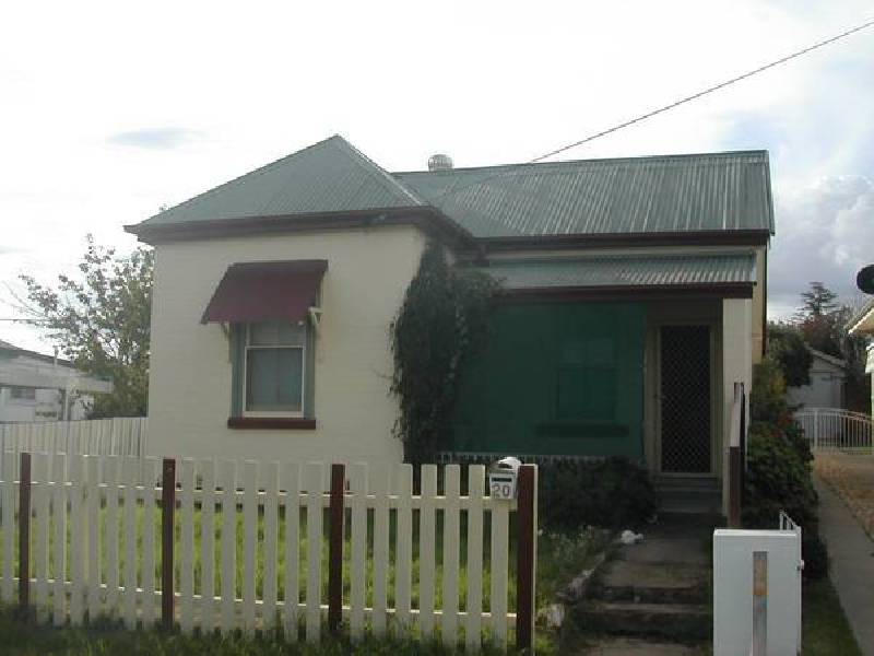 20 Parkes Street, Cowra NSW 2794