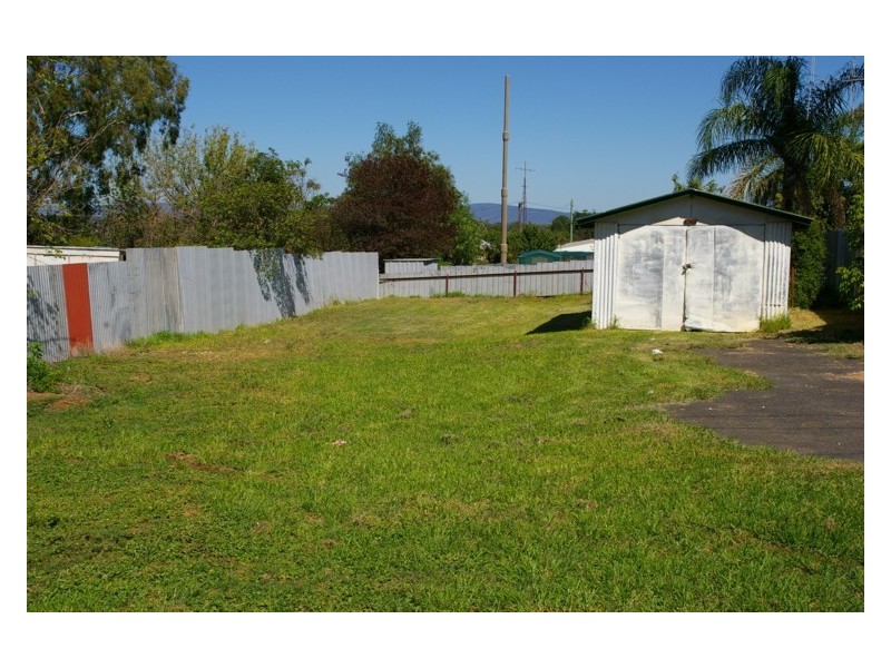 60 Lee Street, Cowra NSW 2794