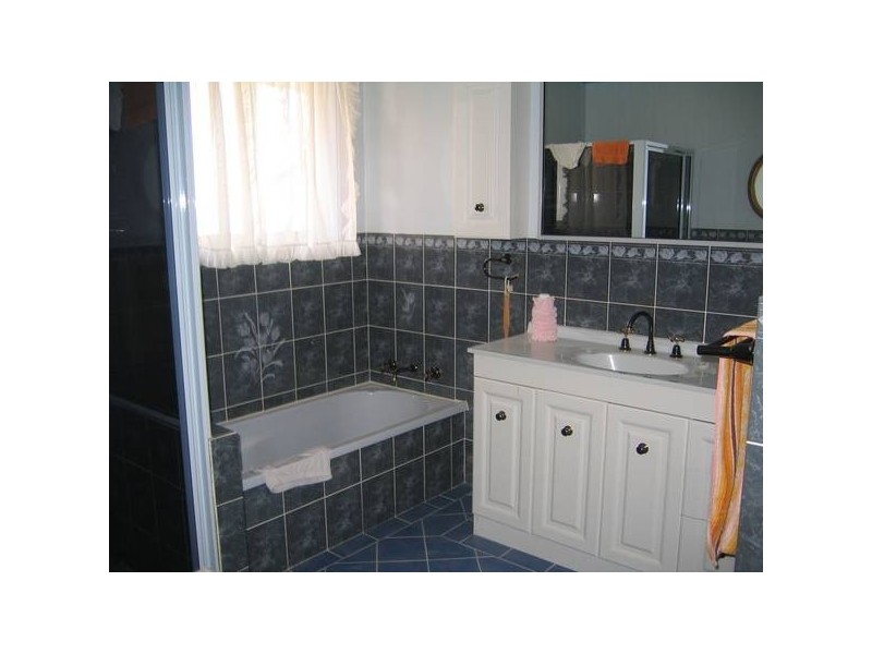 Watt Street, Cowra NSW 2794