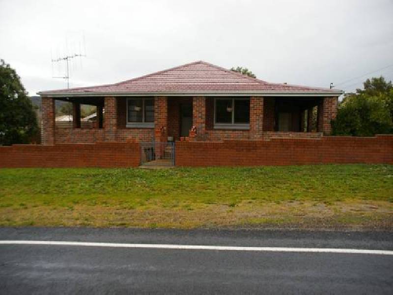 Grenfell Road, Cowra NSW 2794