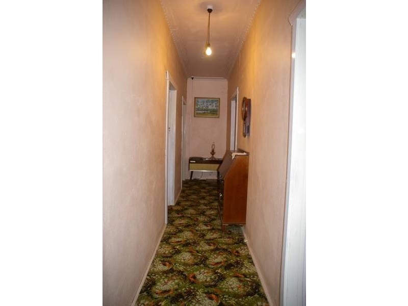 Grenfell Road, Cowra NSW 2794