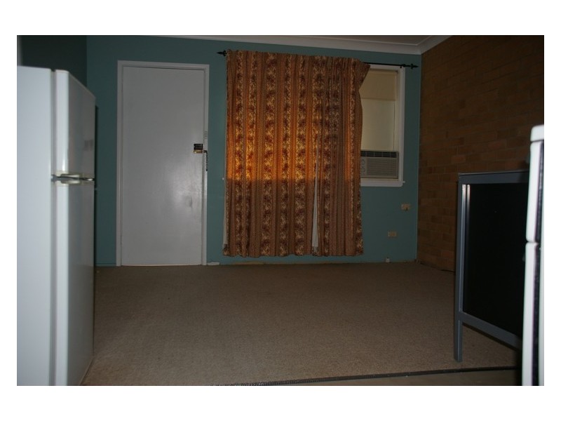 A & B/28 Wollowra Street, Cowra NSW 2794