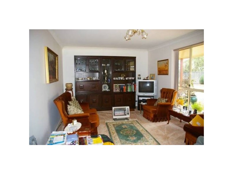 Wahroonga Street, Cowra NSW 2794