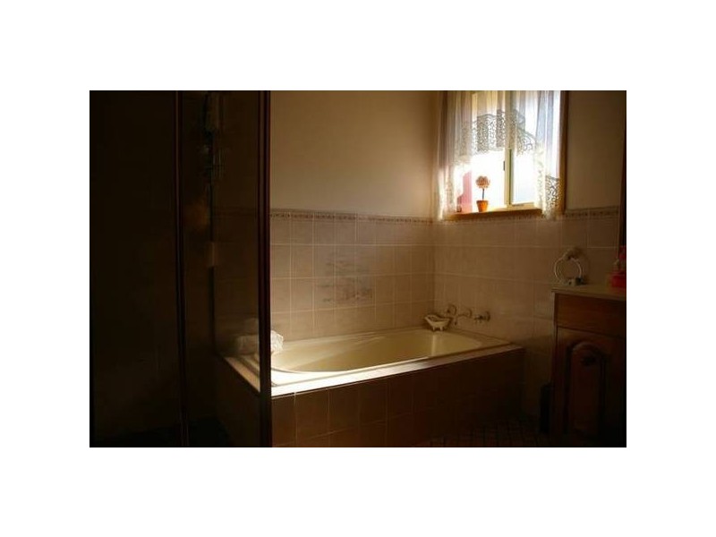 Jukes Lane, Cowra NSW 2794