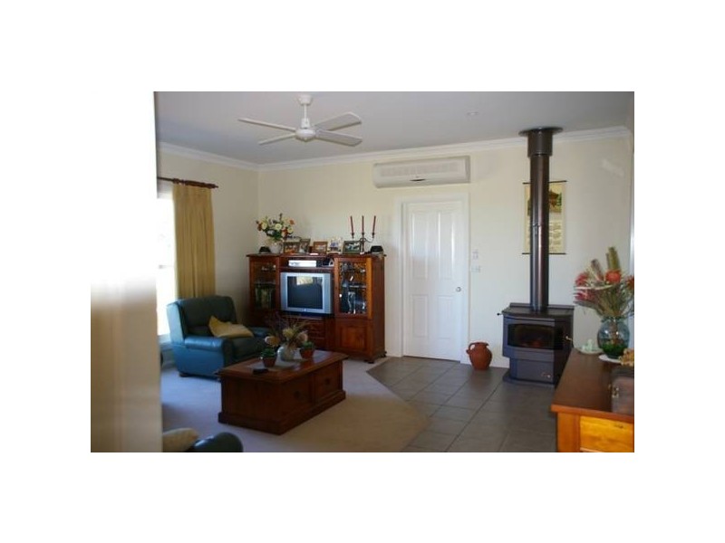313 Elouera Road, Cowra NSW 2794