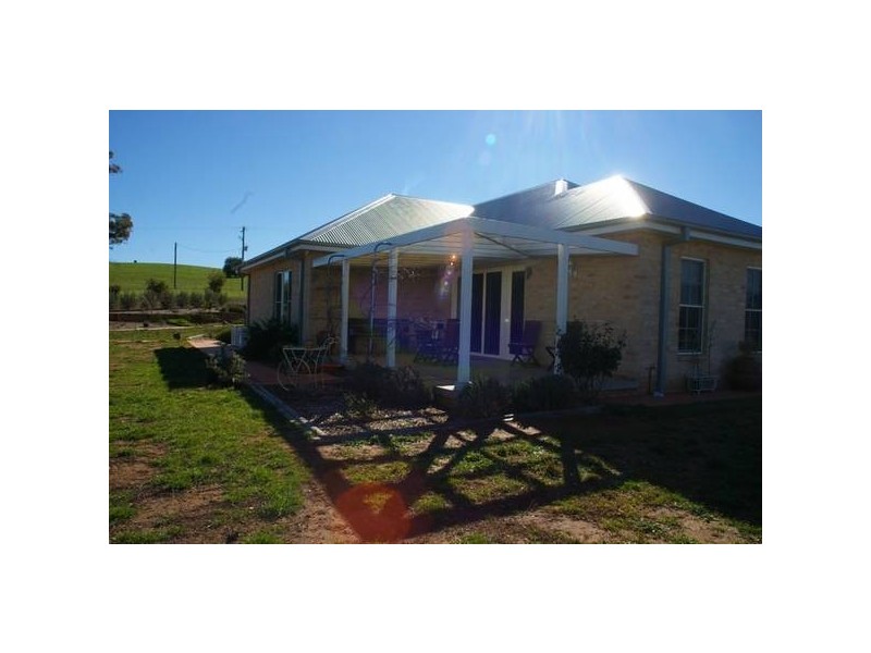 313 Elouera Road, Cowra NSW 2794