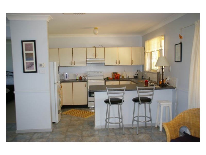 67 Military Parade, Cowra NSW 2794