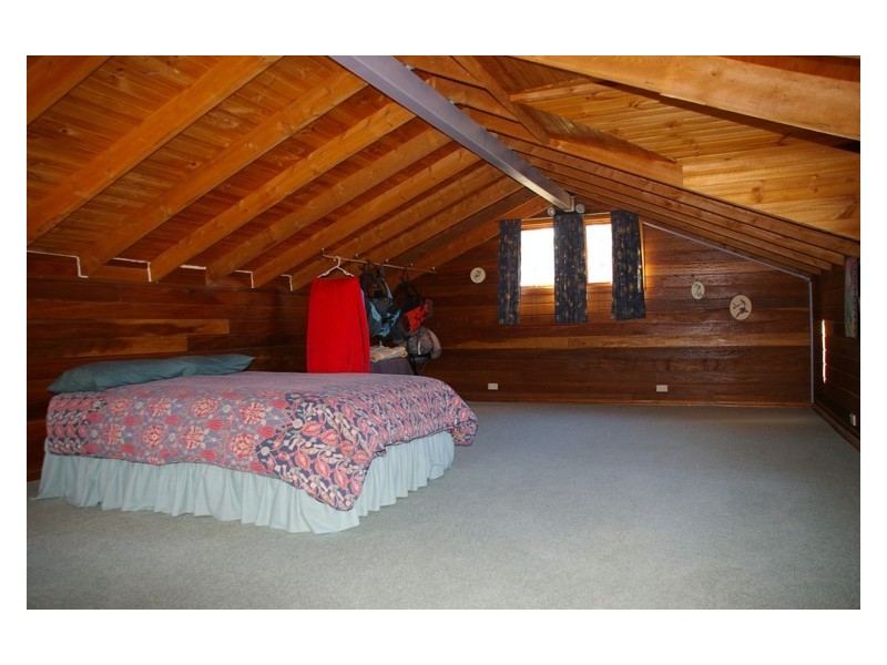 67 Military Parade, Cowra NSW 2794