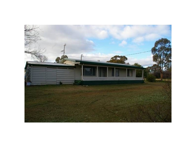 Robinson Street, Woodstock NSW 2793