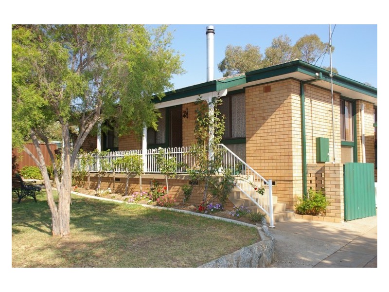5 Wollowra Street, Cowra NSW 2794