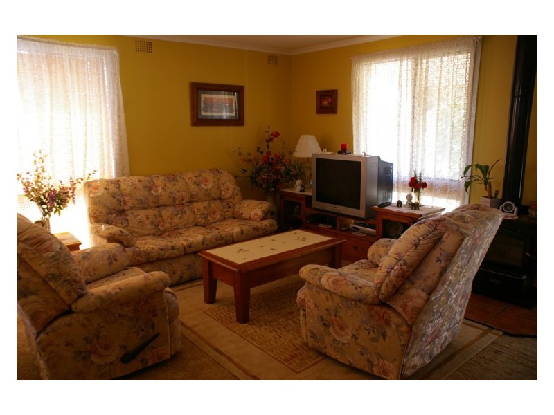 5 Wollowra Street, Cowra NSW 2794