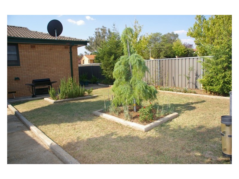 5 Wollowra Street, Cowra NSW 2794