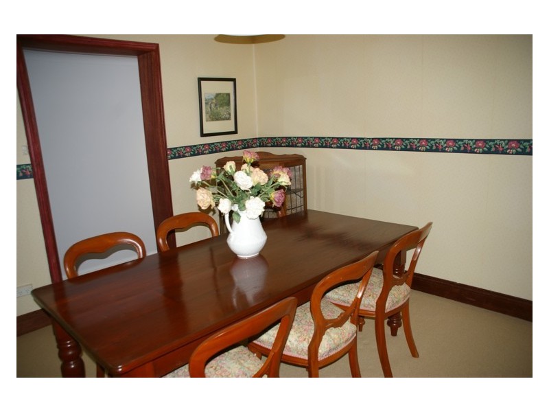 2-6 College Drive, Cowra NSW 2794