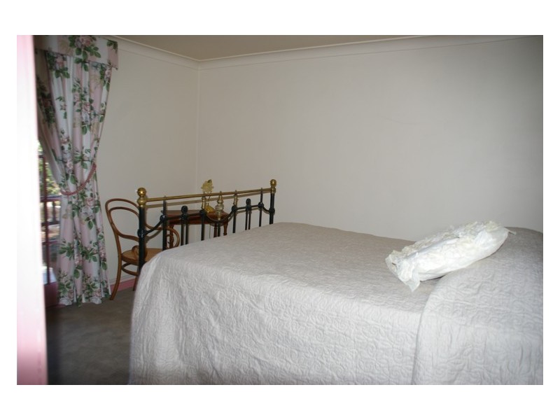 2-6 College Drive, Cowra NSW 2794