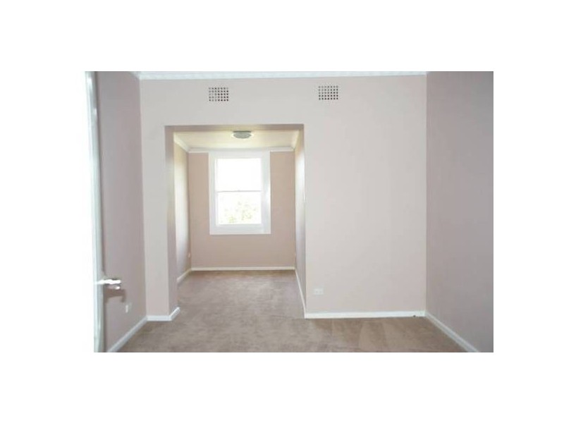 35 Lyall Street, Cowra NSW 2794