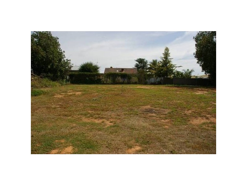 35 Lyall Street, Cowra NSW 2794