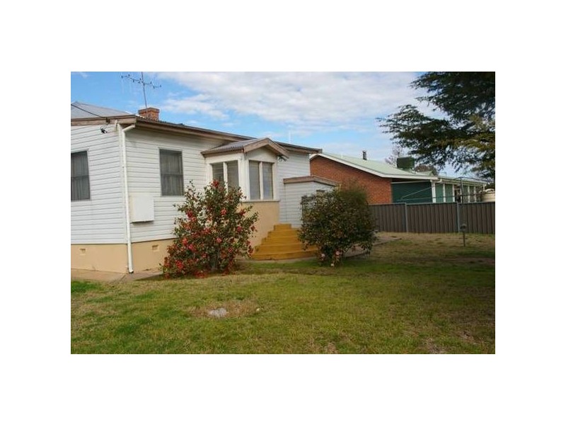 Kite Street, Cowra NSW 2794